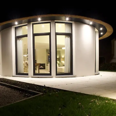 Вилла Les Marais